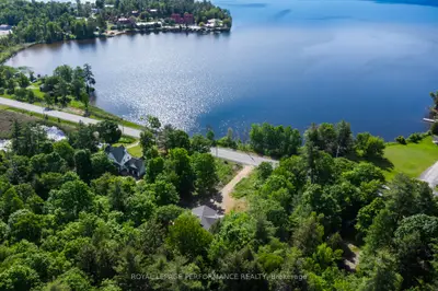5166 Calabogie Road, Greater Madawaska, On K0j 1h0