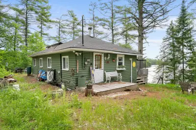 95 West Clear Bay Point, Trent Lakes, On K0m 2a0