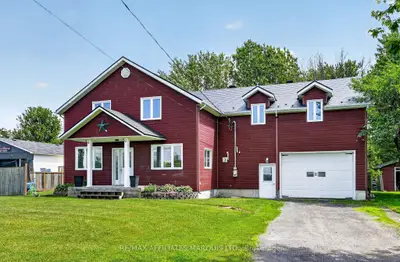 22006 Old Highway 2, South Glengarry, On K0c 1e0