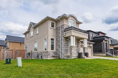 Detached in Hamilton