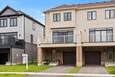 Att/Row/Townhouse in Brantford