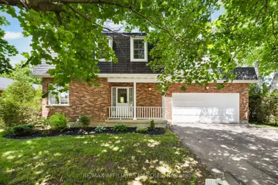 Detached in Perth