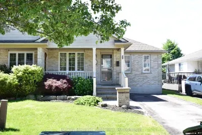 Semi-Detached in St. Thomas