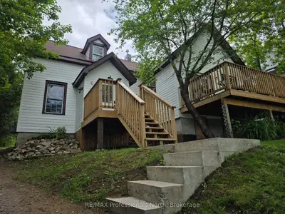 6 Dufferin Street N, Huntsville, On P1h 1x3