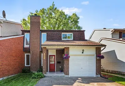 Semi-Detached in Orleans - Convent Glen and Area
