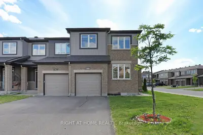 Att/Row/Townhouse in Orleans - Cumberland and Area