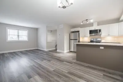 Triplex in Hamilton