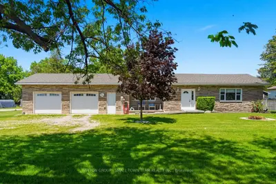 Detached in Bluewater