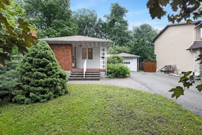 2061 Fairbanks Avenue, Alta Vista And Area, On K1h 5y9