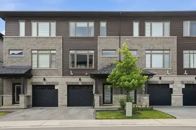 Att/Row/Townhouse in Hamilton