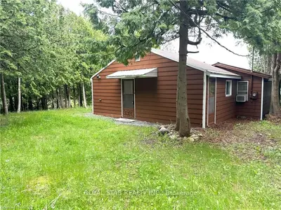 85 Simpson Avenue, Northern Bruce Peninsula, On N0h 2r0