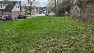 33 Greenhill Drive N, Peterborough, On K9j 6e2