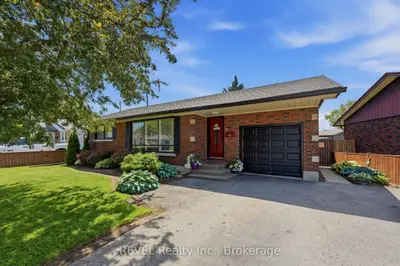 Detached in Thorold