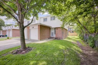 Condo Townhouse in Shelburne