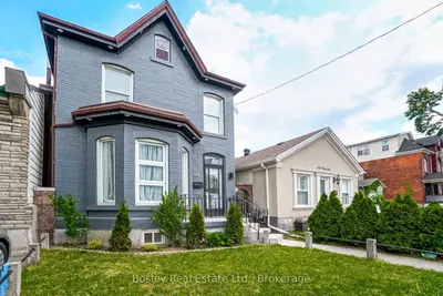 Detached in Hamilton