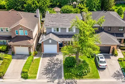 Detached in Stittsville - Munster - Richmond