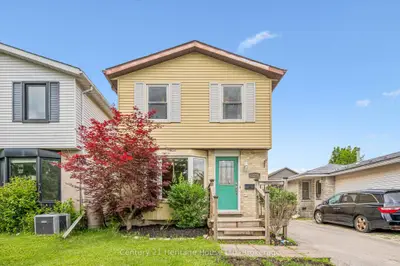 Detached in Centre Wellington