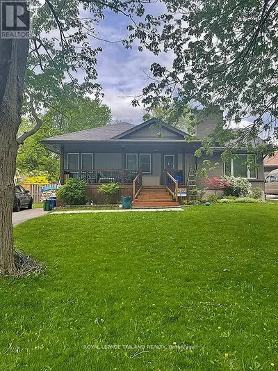Detached in London South