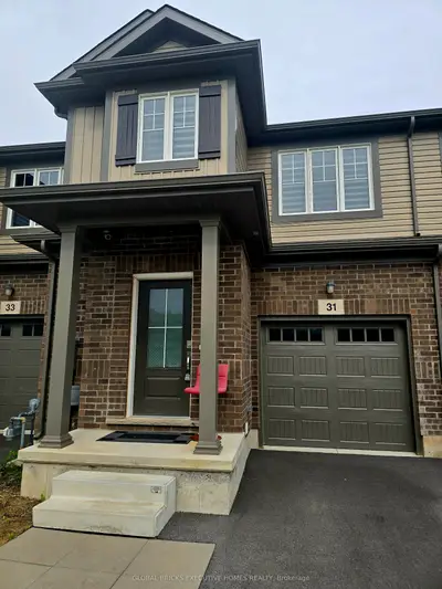 31 Saffron Way, Pelham, On L3b 5n5