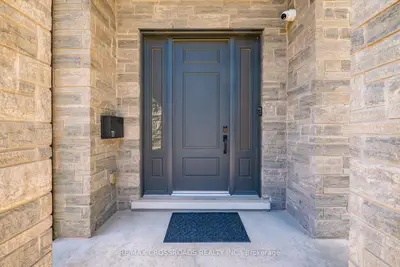 11 Oakley Court, Hamilton, On L9g 1t6