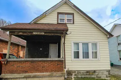 Duplex in Port Colborne