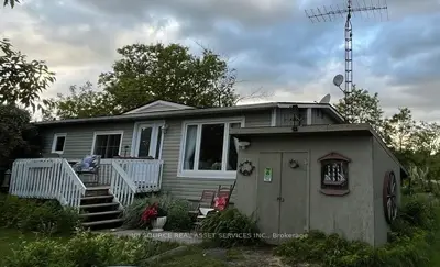 10 Lakeside Drive, Prince Edward County, On K0k 1t0