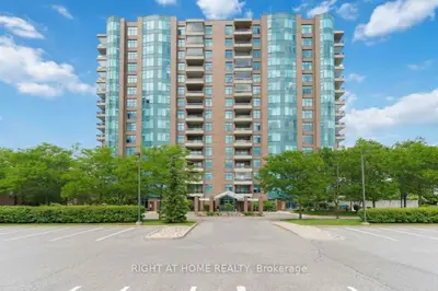 Condo Apartment in Hunt Club - Windsor Park Village and Area
