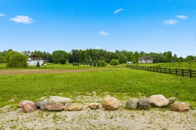 1016 Currie Street, Howick, On N0g 2x0