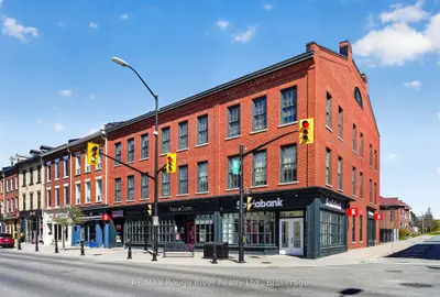 72 King Street 202, Cobourg, On K9a 1k9
