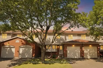 Condo Townhouse in Orleans - Convent Glen and Area