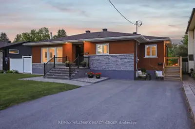 Detached in Cyrville - Carson Grove - Pineview