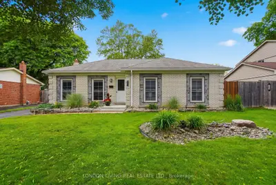 1400 Stoneybrook Crescent, London North, On N5x 1c1