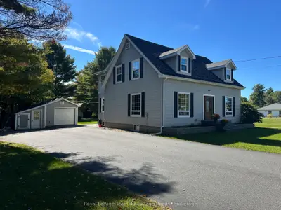 1 Glenrock Road, Mcdougall, On P0g 1g0