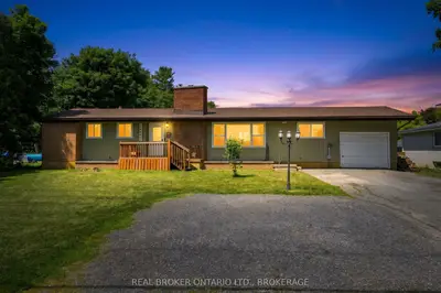 Detached in Kingston
