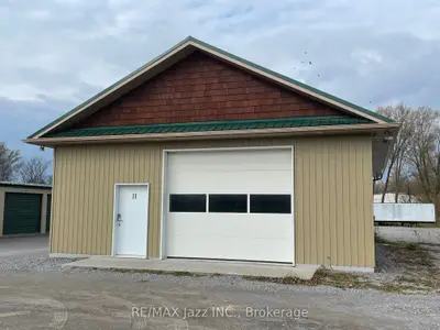 11 Wychwood Crescent 1, Kawartha Lakes, On K0m 1n0