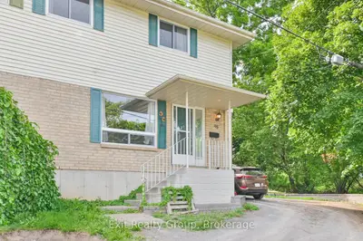 Semi-Detached in Belleville