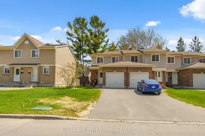 Condo Townhouse in South of Baseline to Knoxdale
