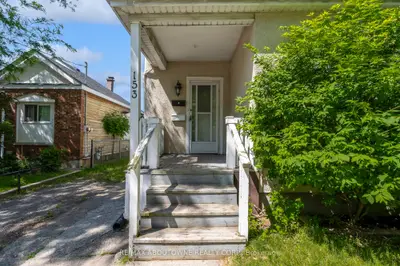 153 LAKE Street, St. Catharines, ON L2R 5Y5