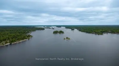 Detached in French River