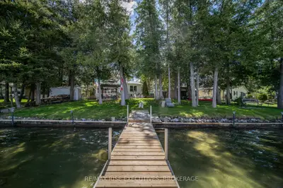 Detached in Stone Mills
