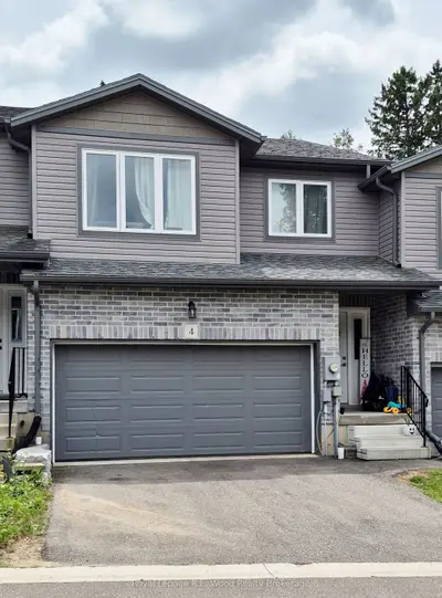 Att/Row/Townhouse in Tillsonburg
