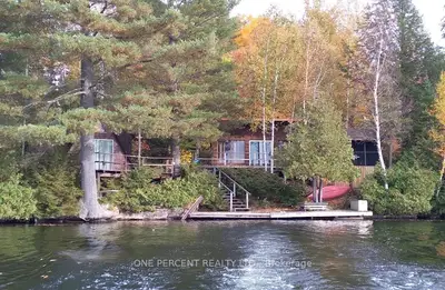 24 Island A Camp Lake Island, Lake Of Bays, On P0a 1h0