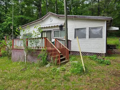 1039 Big Bay Road N, Frontenac, On K0h 1b0