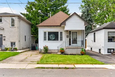 Detached in Hamilton