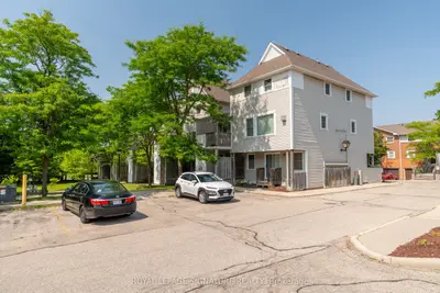 Condo Townhouse in Waterloo