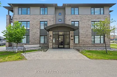 Condo Apartment in Kanata