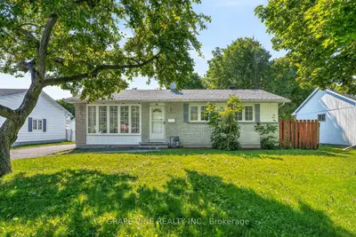 Detached in Kanata