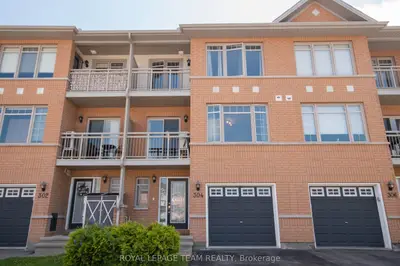 Att/Row/Townhouse in Cityview - Parkwoods Hills - Rideau Shore
