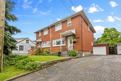 Semi-Detached in Carlington - Central Park