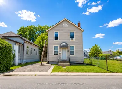 4 Manchester Avenue, St. Catharines, On L2r 1n8